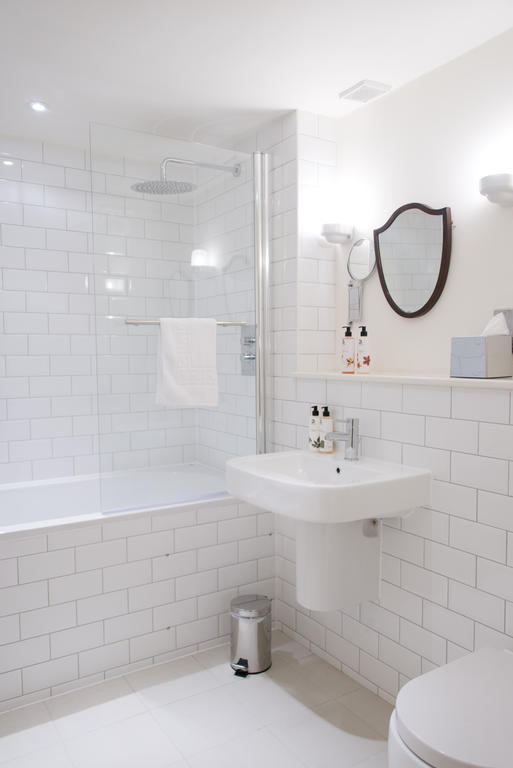 The White Hart Hotell Somerton  Rum bild