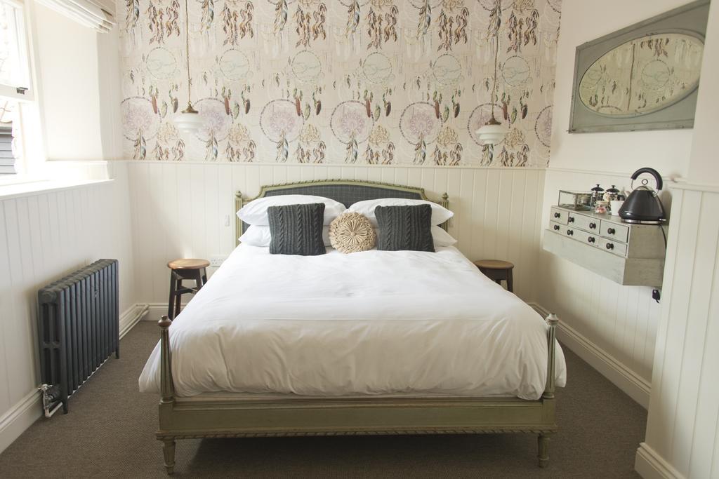 The White Hart Hotell Somerton  Rum bild