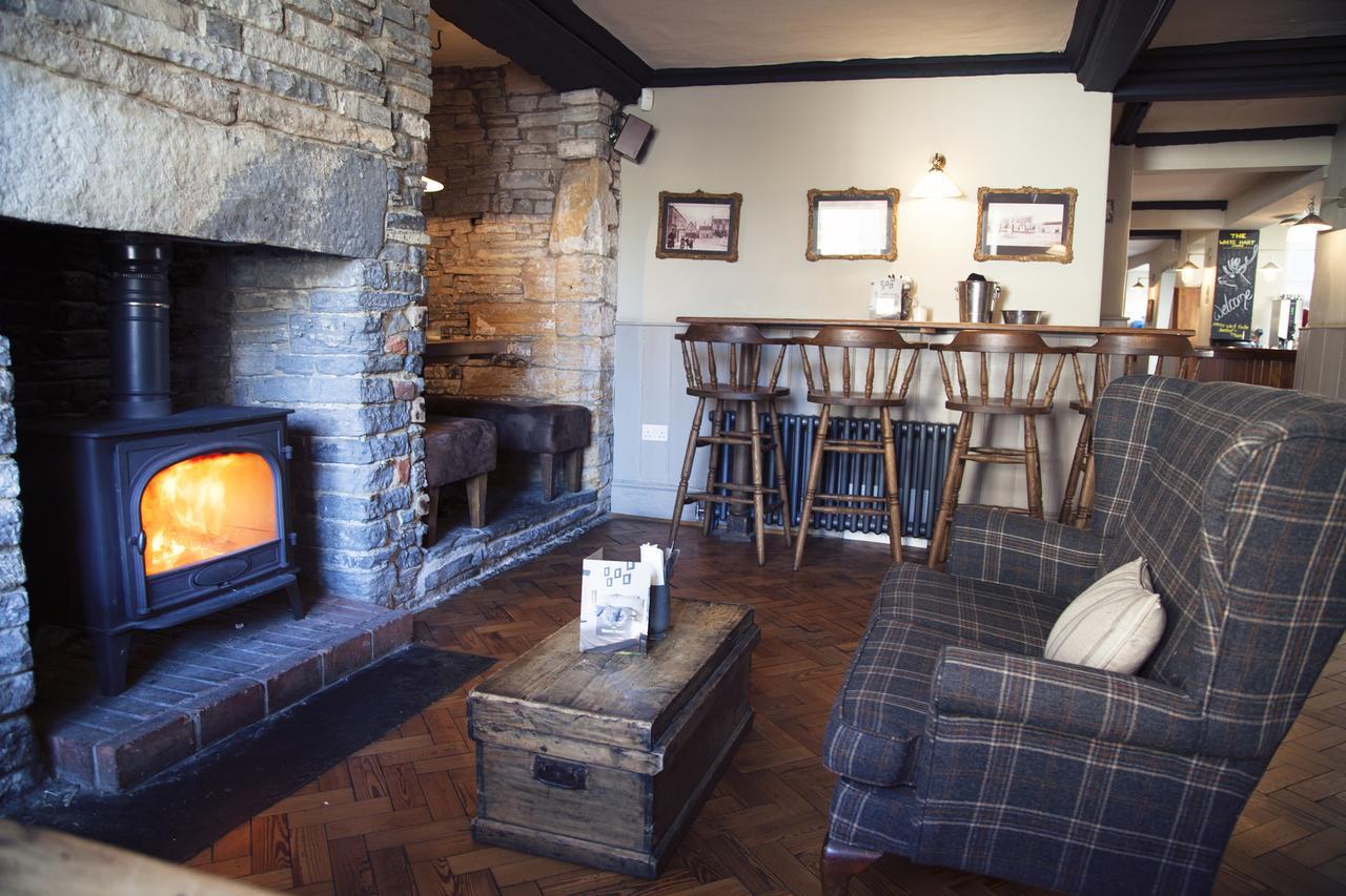 The White Hart Hotell Somerton  Exteriör bild